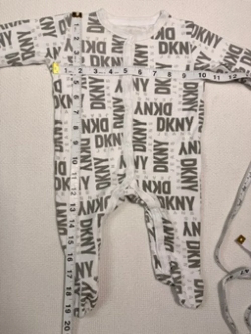 Dkny adorable jeans